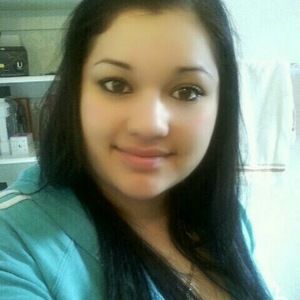 Meet your Posher, Celia